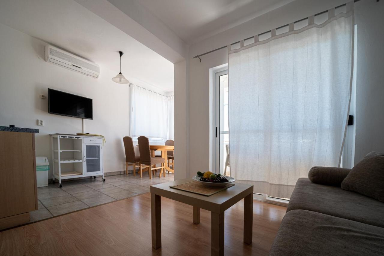 Guest House Ero Sukošan Eksteriør bilde