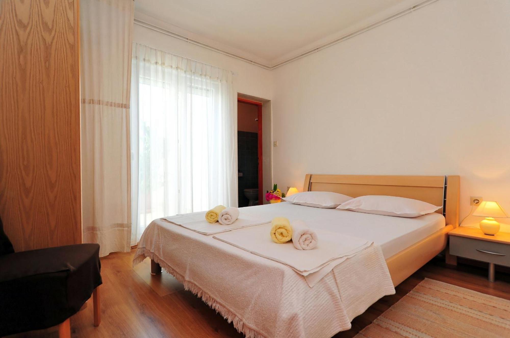 Guest House Ero Sukošan Eksteriør bilde